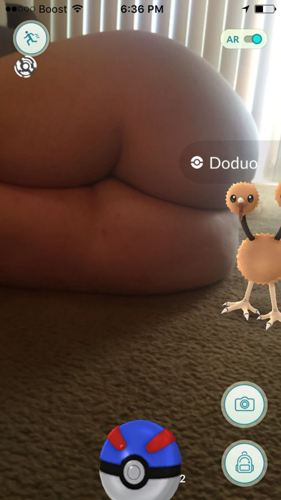 doduo n'en revient pas de voir ce gros cul